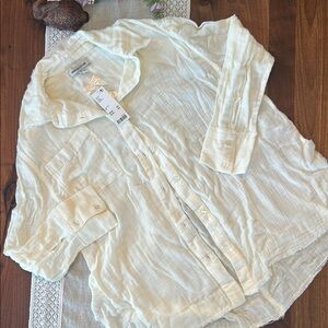 Men’s Light Cream Button-Up Shirt